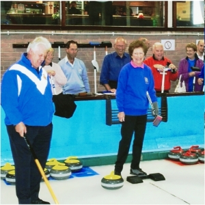LIR_Lorna throwing the opening stone_07_mid comp